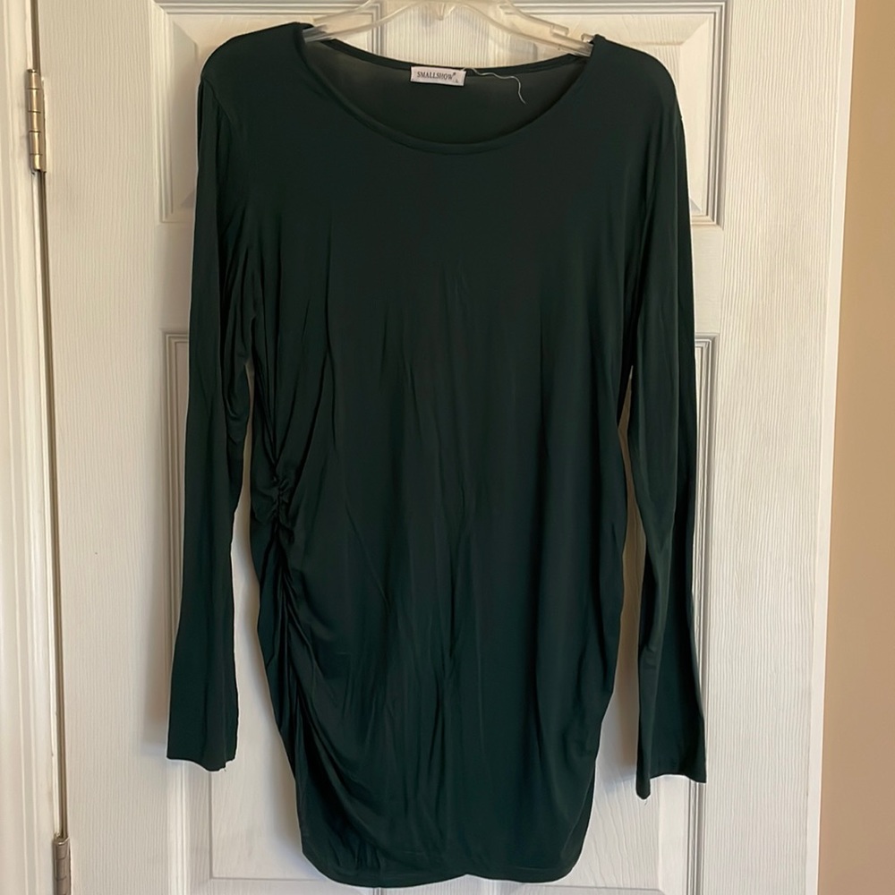 Dark green, long sleeve, scoop neck, fitted maternity top